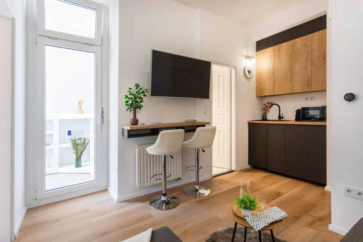 Niko And Sofia'S Apartment Urban Stay Zagreb Exterior photo